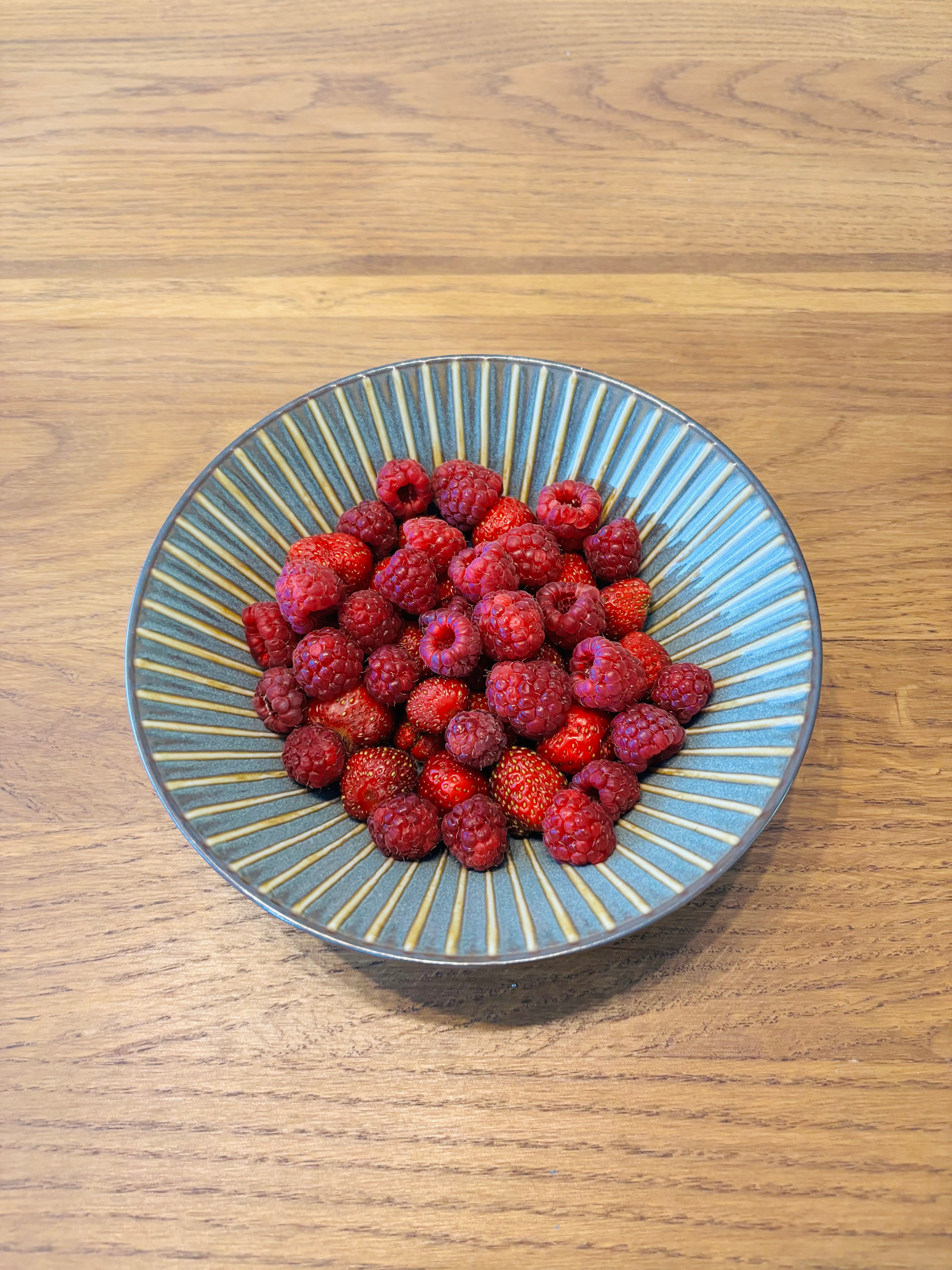 Ceramic Bowl Set - light/dark - ⌀17cm - 2 pcs.